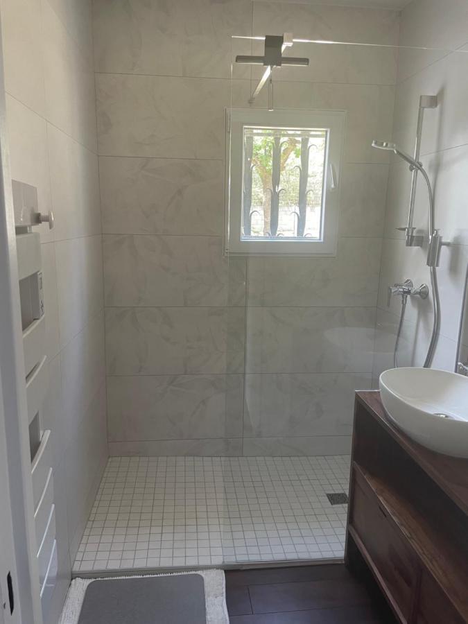 Les Terrasses Des Gardies Bed & Breakfast Pignan Dış mekan fotoğraf